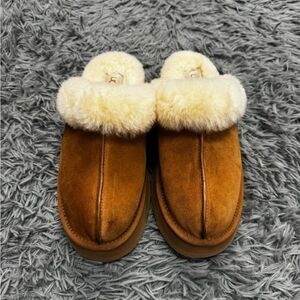 Cozy Tan Shearling Ugg Women's Slippers